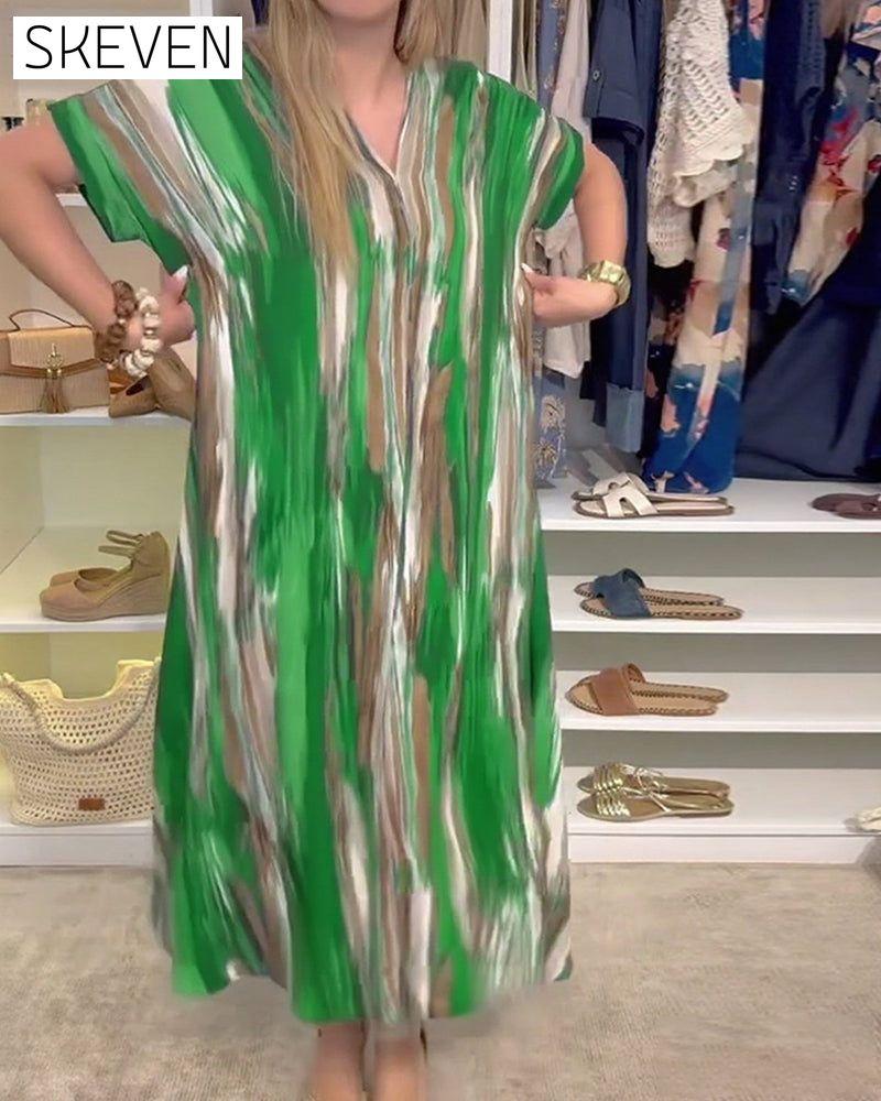 Lässiges, locker sitzendes Kleid mit V-Ausschnitt