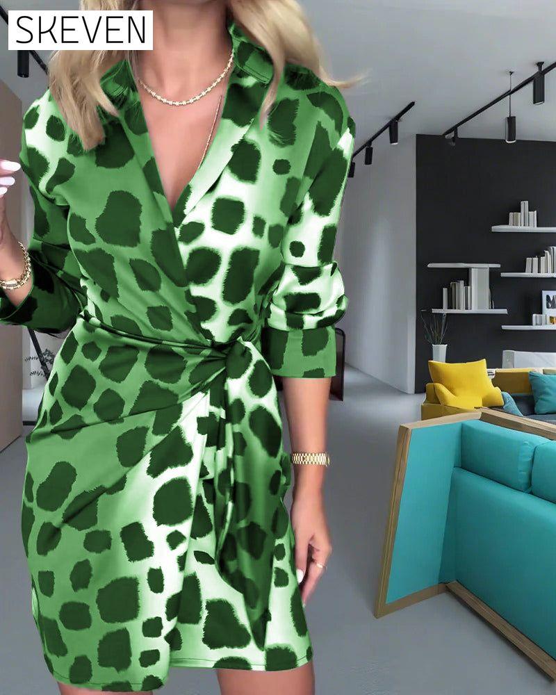 Robe décontractée cintrée à imprimé léopard