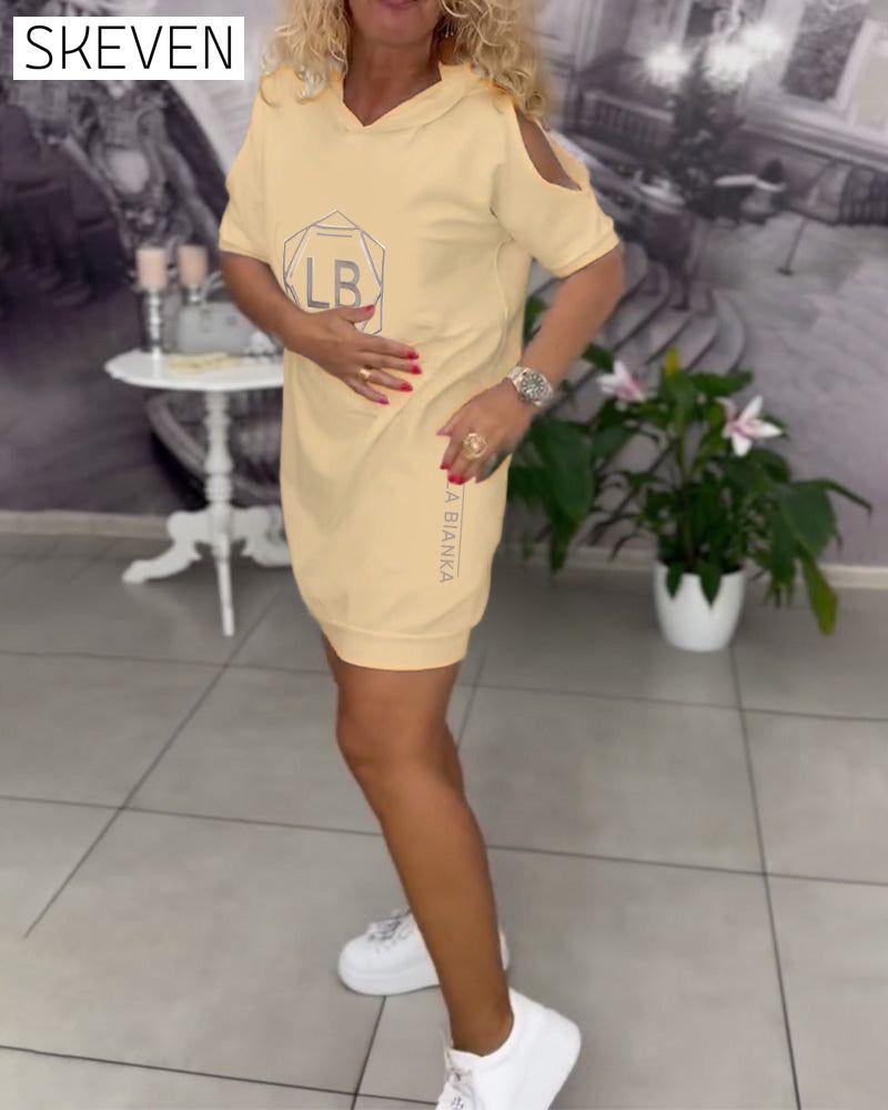 Sportkleid mit Kapuze und Schriftzugaufdruck