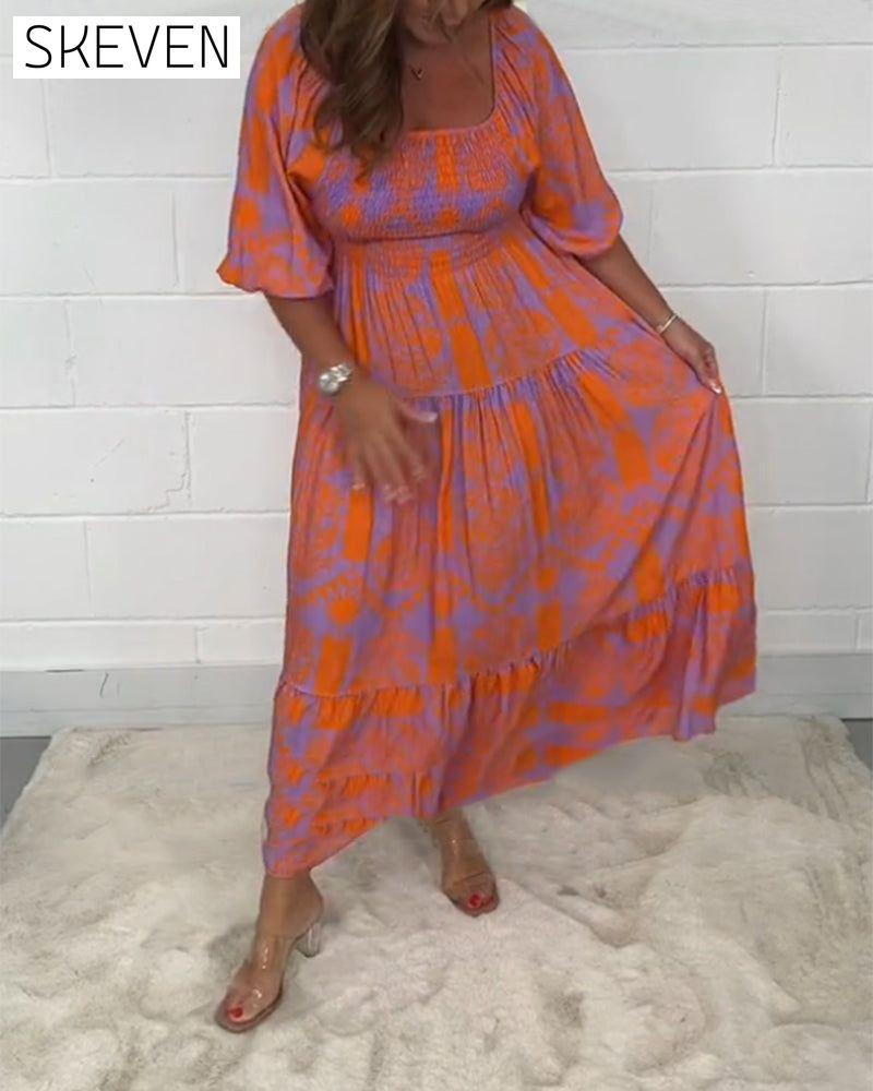 Kleid mit eckigem Ausschnitt und Print, halblangen Ärmeln