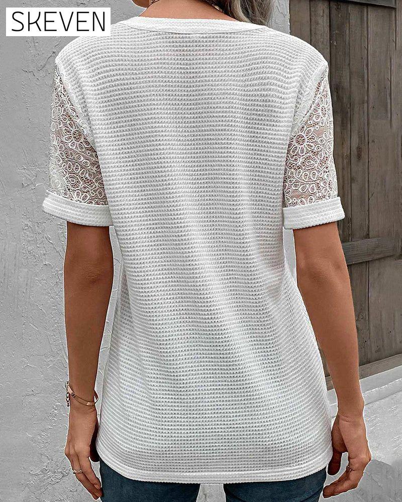 Solid color v-neck lace T-shirt
