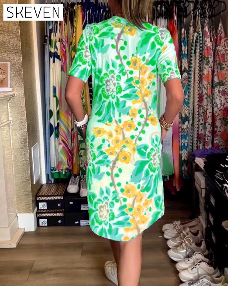 Short-sleeved floral V-neck dress