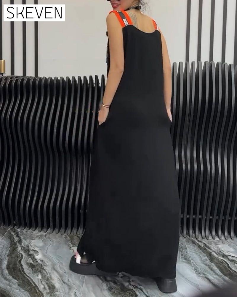Ärmelloses Kleid mit personalisiertem Buchstabenprint