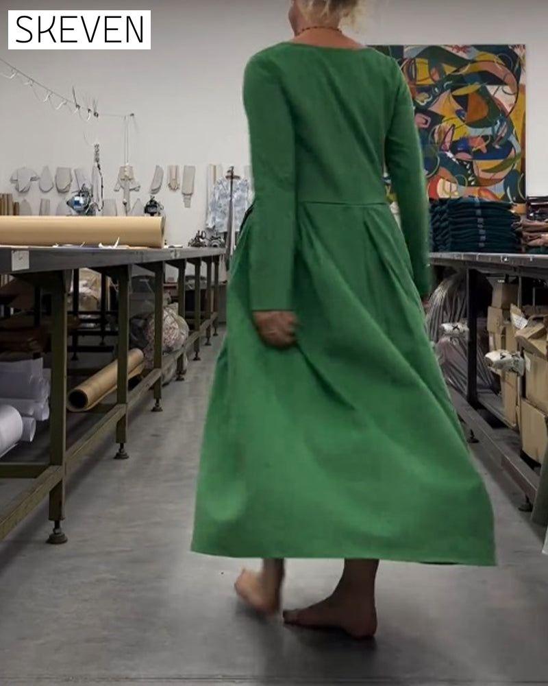 Solid color round neck dress