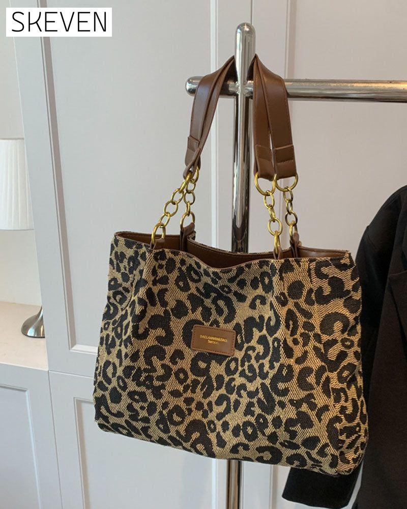 Schultertasche mit Leopardenmuster