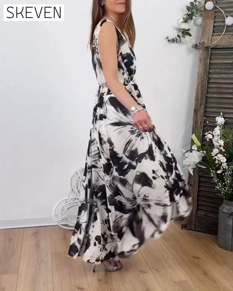 Ärmelloses, fließendes Kleid mit Blumenmuster