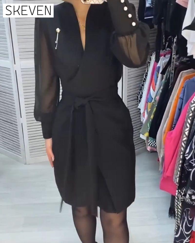 Robe décontractée transparente à col en V