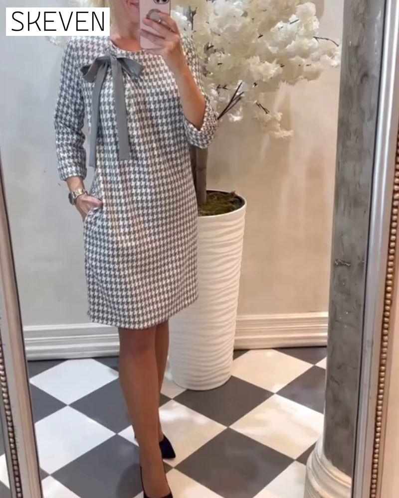 Elegantes Kleid mit Hahnentrittmuster