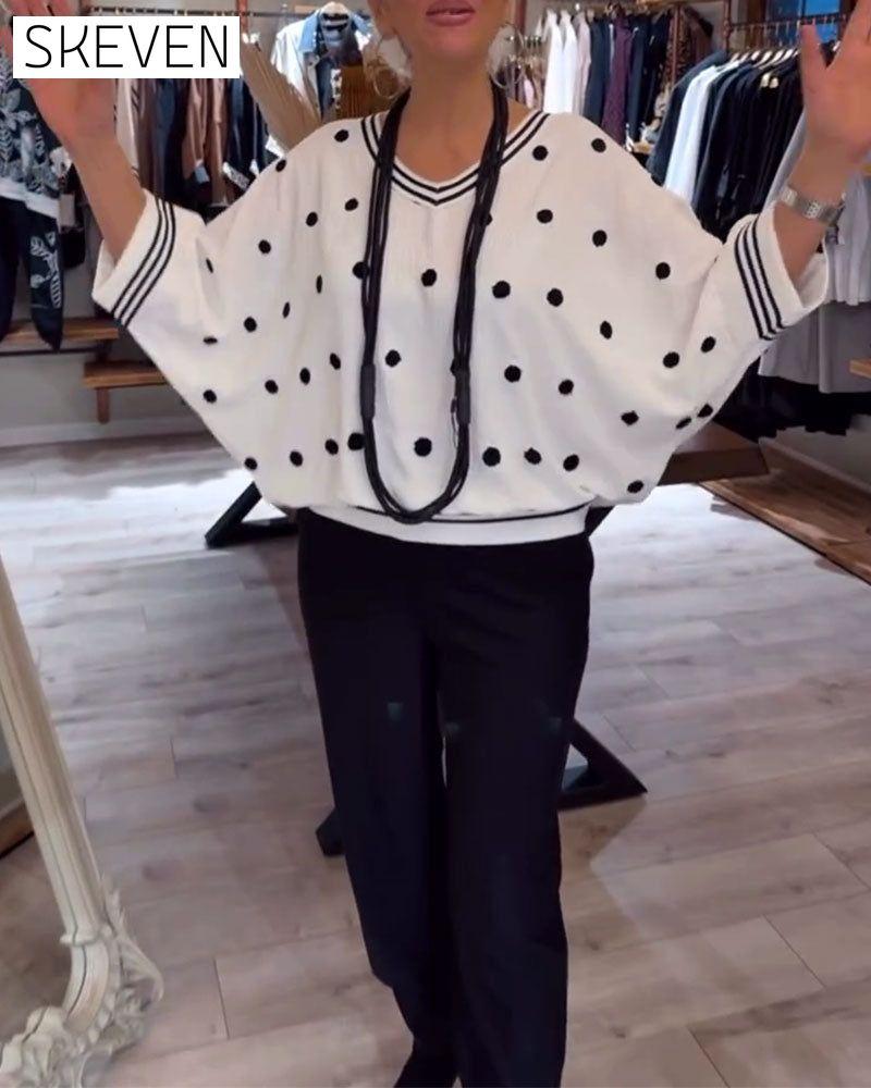 Lockere Bluse mit V-Ausschnitt und Polka-Dots