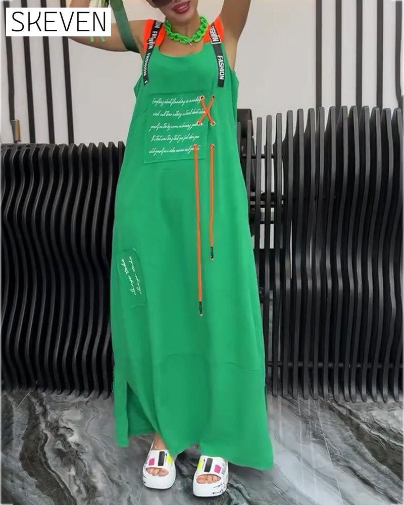 Ärmelloses Kleid mit personalisiertem Buchstabenprint