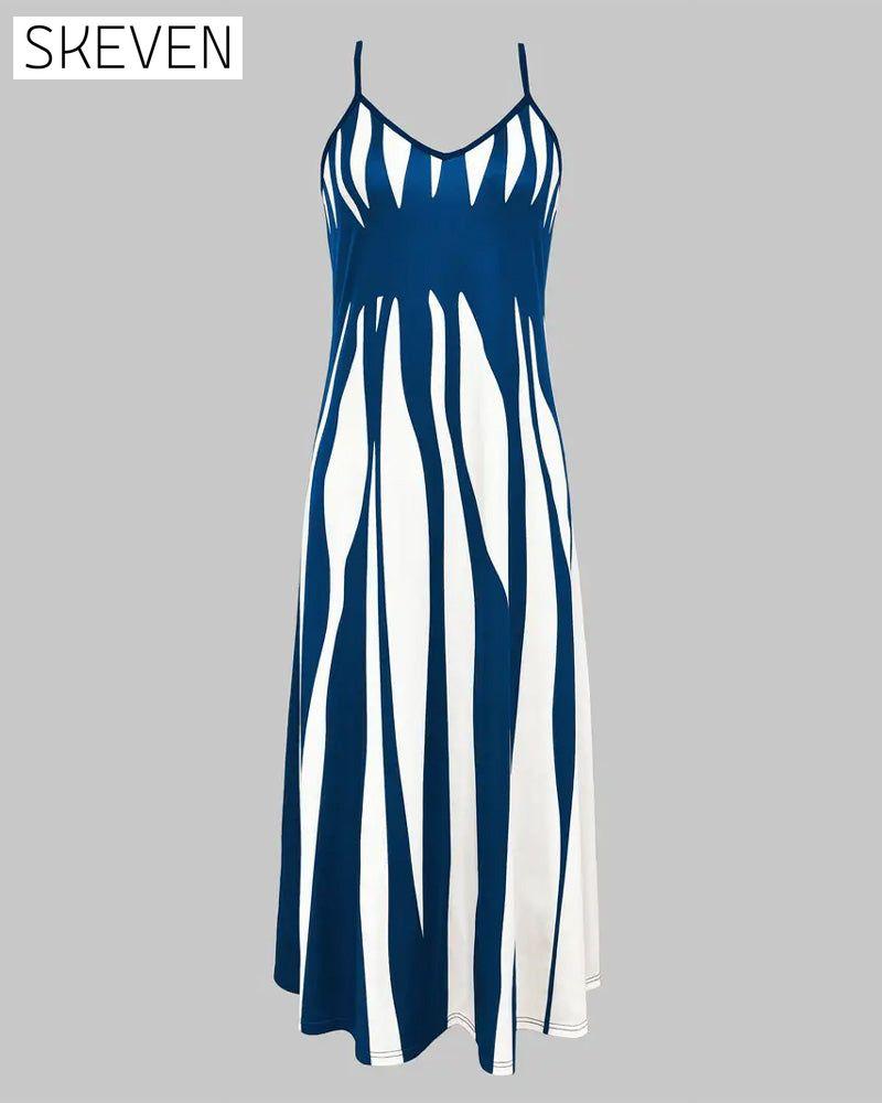 Temperamentvolles und modisches Trägerkleid mit V-Ausschnitt