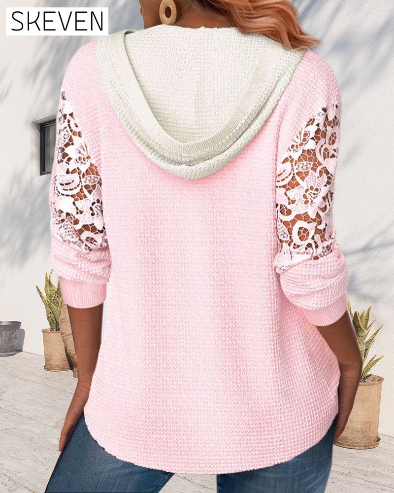 Kapuzenpullover mit Knopfleiste und Lochmuster