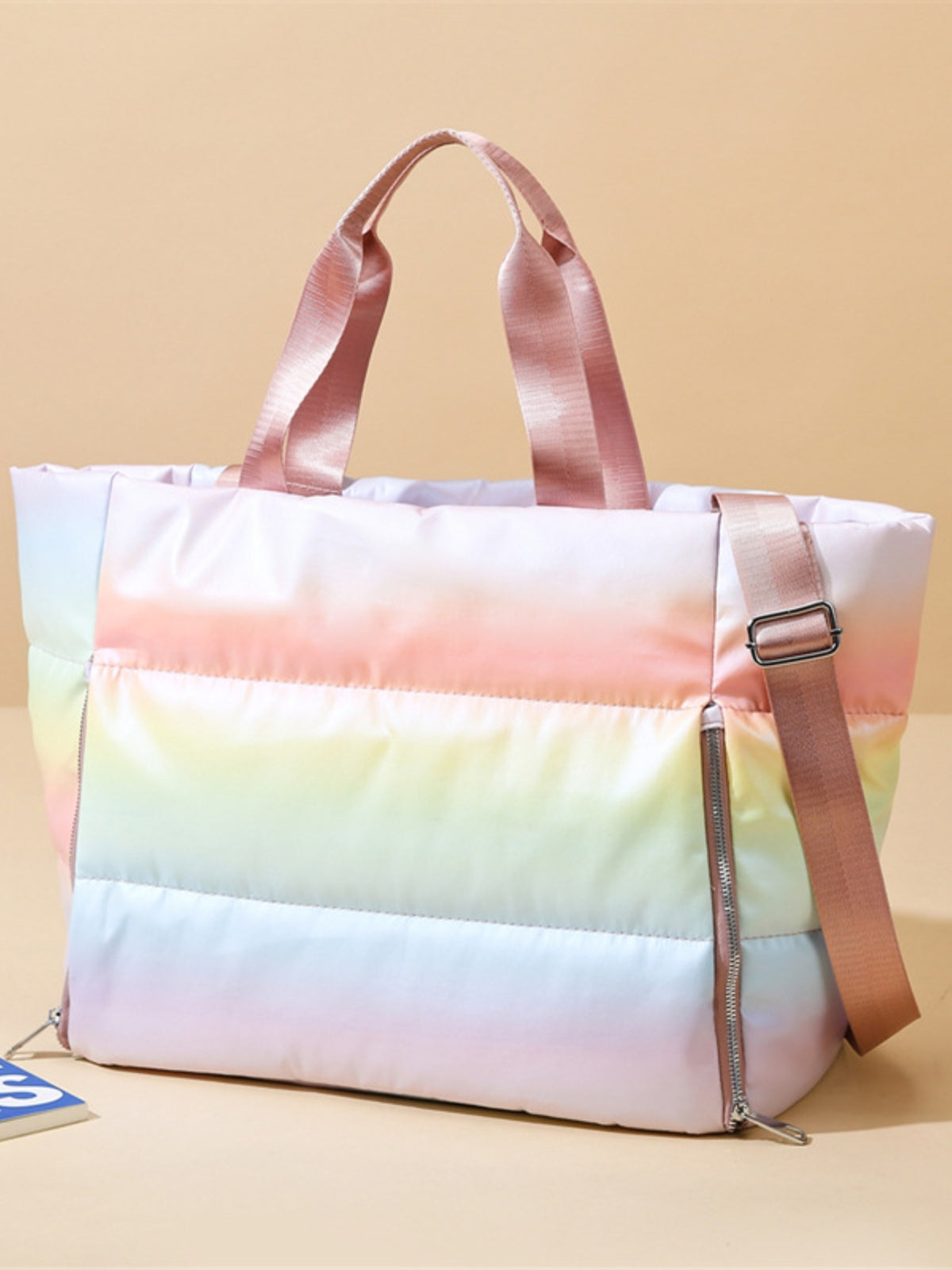 Gradient Quilted Travel Bag With Side Zippers