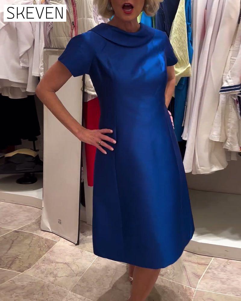 Modisches, einfarbiges, rückenfreies Trägerkleid