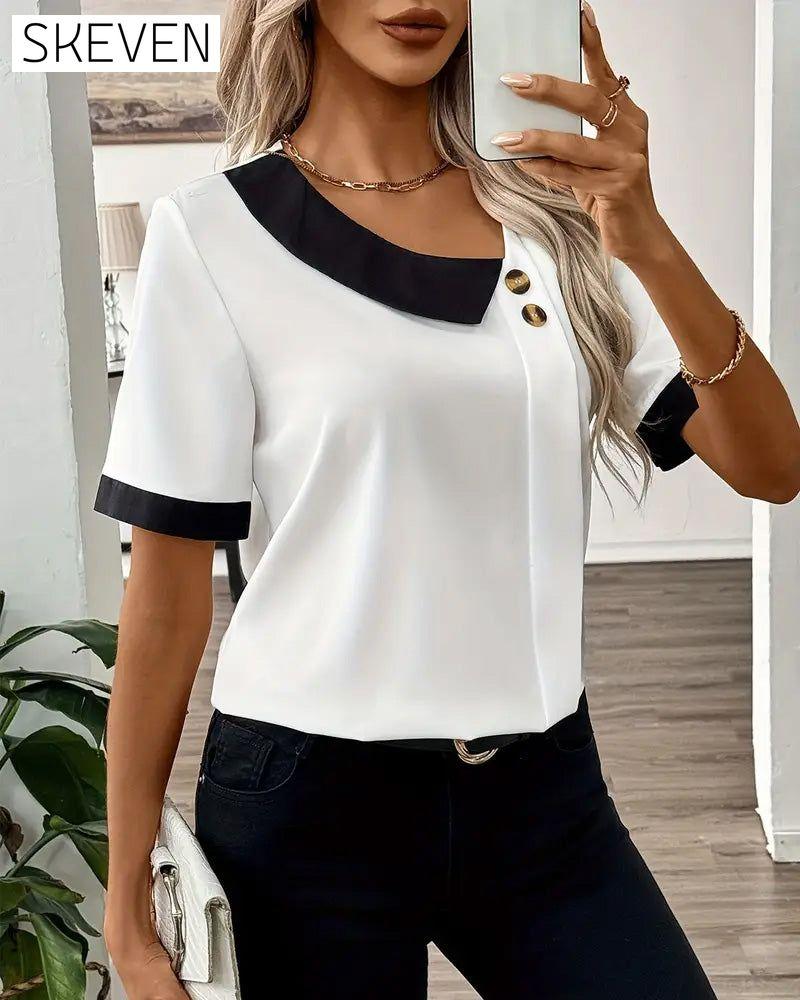 Bluse mit Kontrastkragen und Knopfleiste