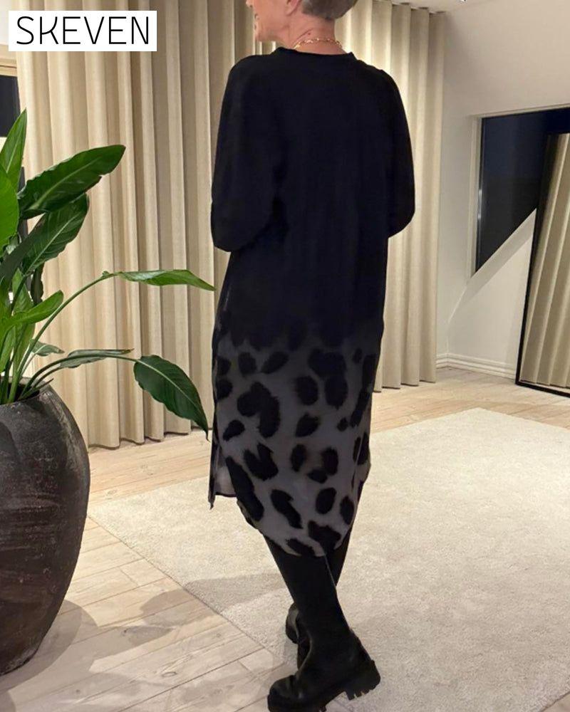 Langärmeliges, locker sitzendes Kleid mit Print