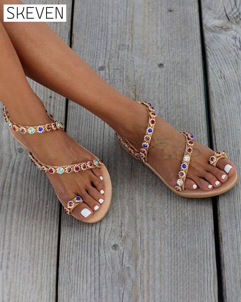Bunte Strandsandalen zum Hineinschlüpfen