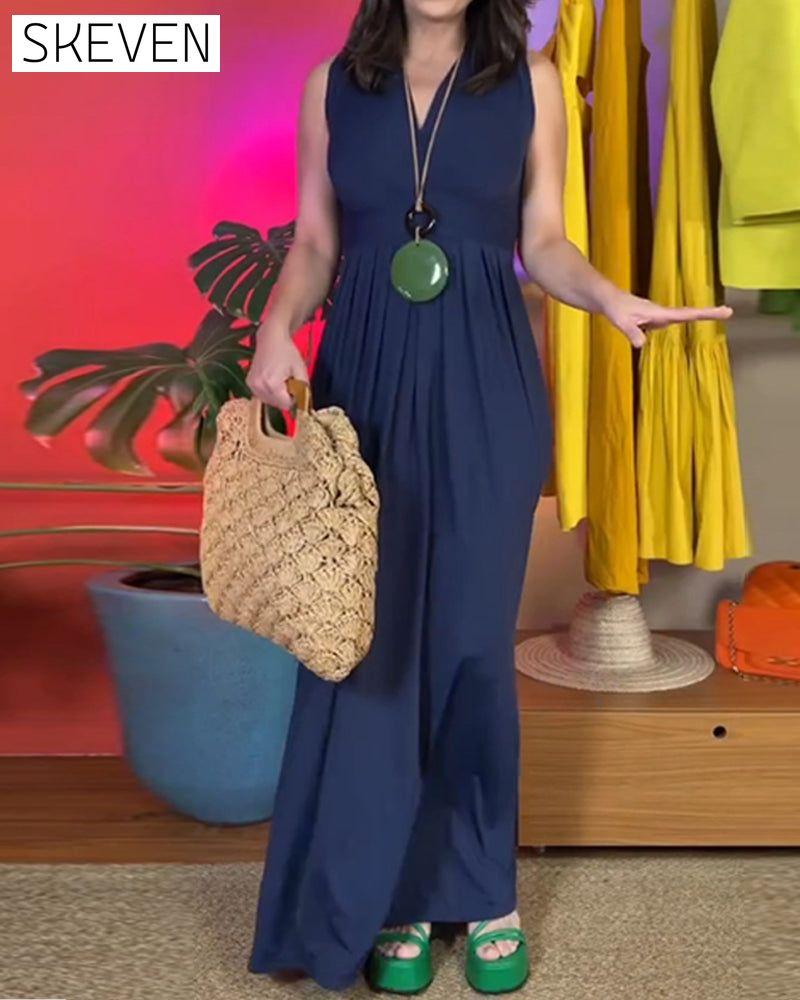 robe longue élégante sans manches et cintrée