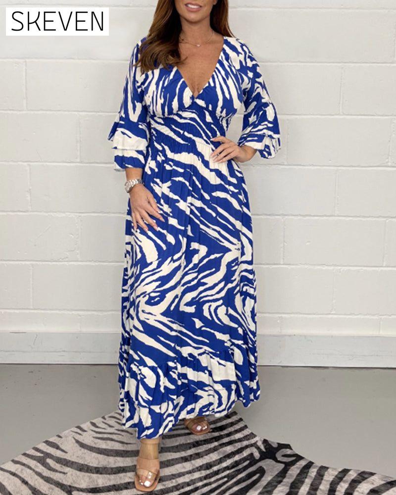 V-neck 3/4 sleeve dress