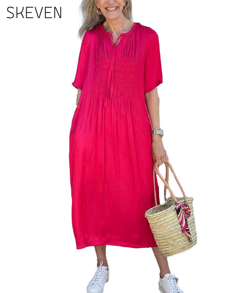 Rotes plissiertes Kleid mit V-Ausschnitt 