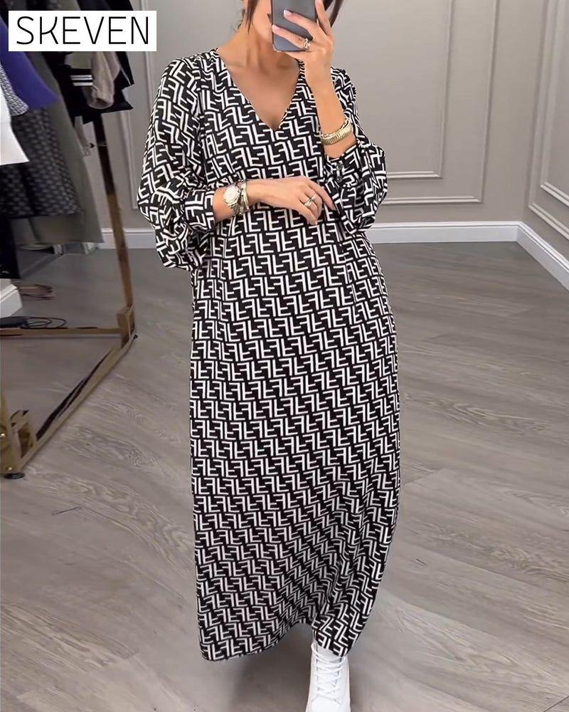 Bedrucktes, geometrisches Langarmkleid