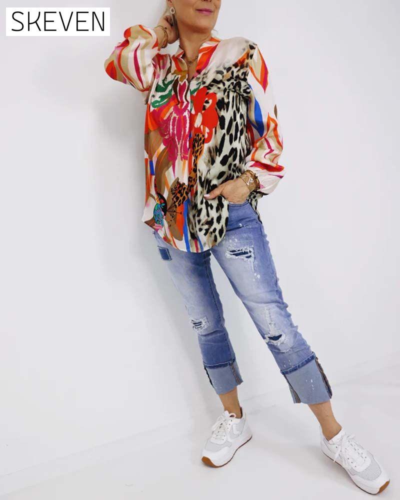 Bunte Bluse mit V-Ausschnitt und Print