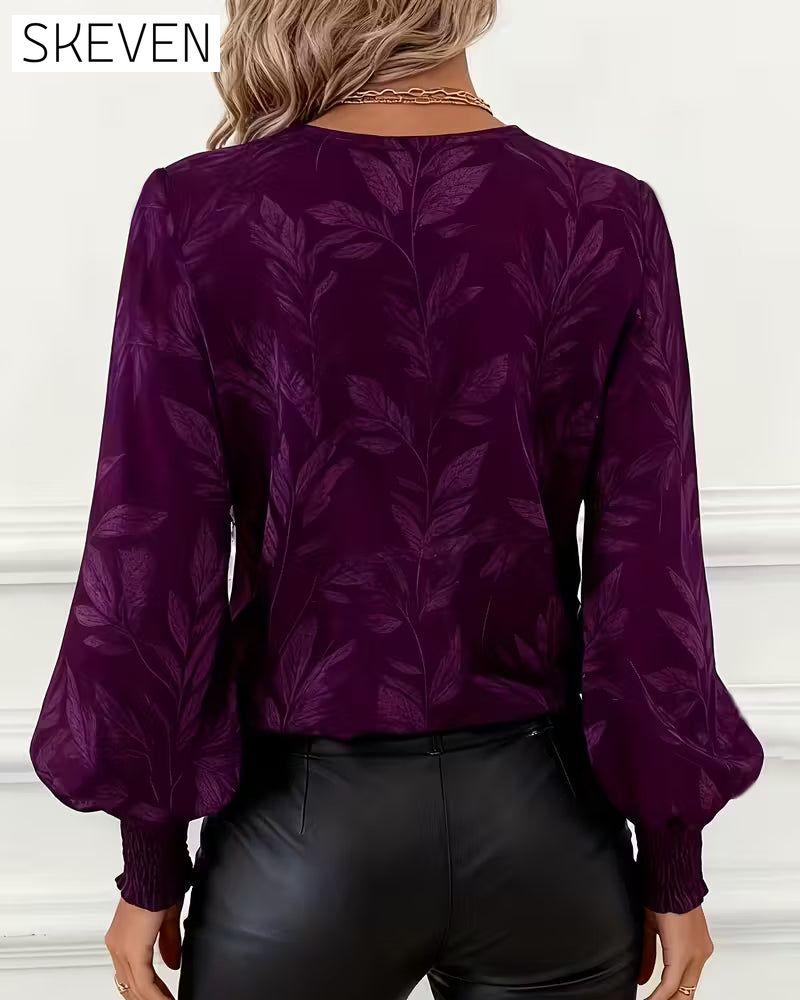 Bluse mit Blattmuster, V-Ausschnitt und langen Ärmeln