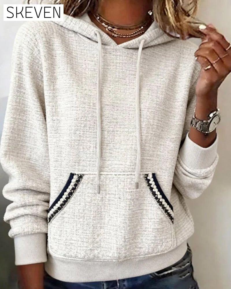 Lässiger Hoodie in Kontrastfarben