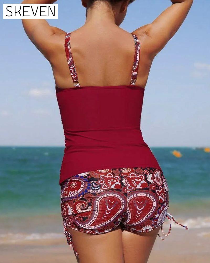 Lässiger zweiteiliger Badeanzug mit bedrucktem Tanktop und Shorts