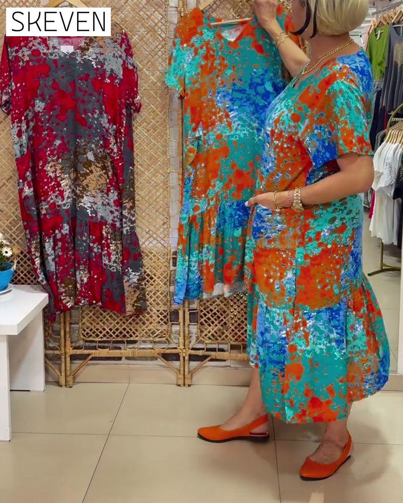 Kleid mit V-Ausschnitt und mehrfarbigem Farbverlauf