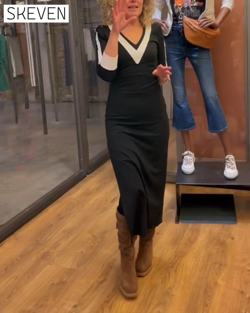 Kleid mit V-Ausschnitt und 3/4-Ärmeln