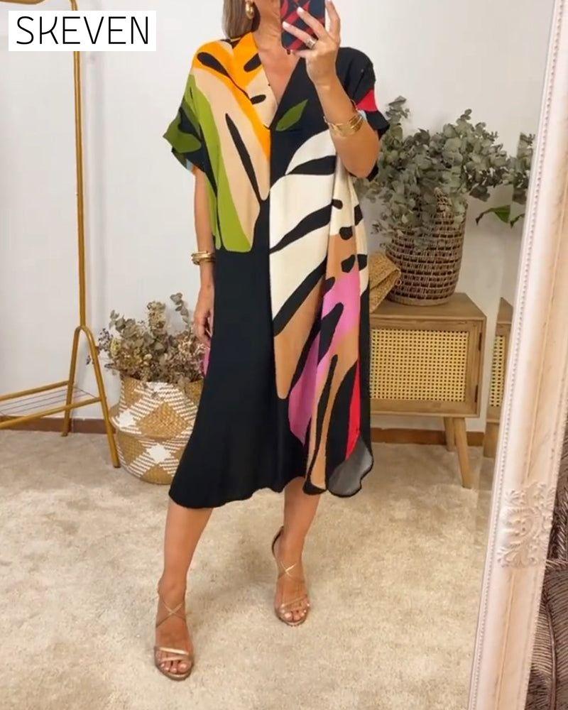 Freizeitkleid mit buntem Blätterprint