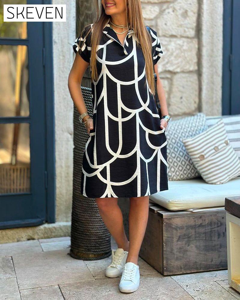Bedrucktes, kurzärmeliges Midikleid mit Reverskragen
