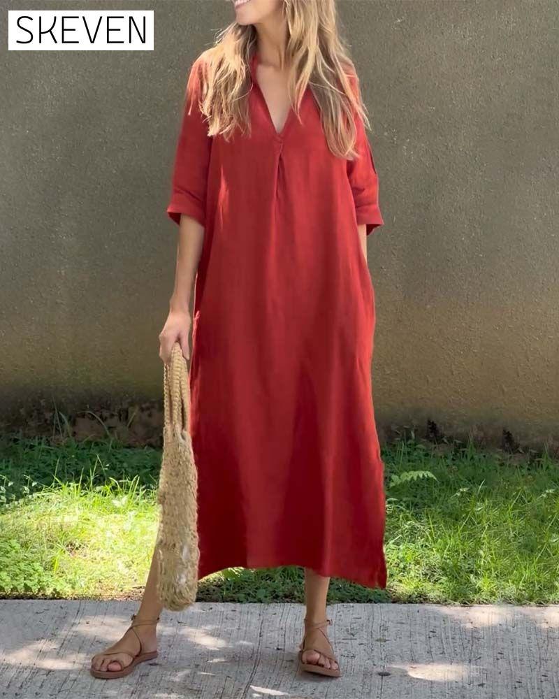 Bequemes, einfarbiges Kleid mit V-Ausschnitt und Tasche