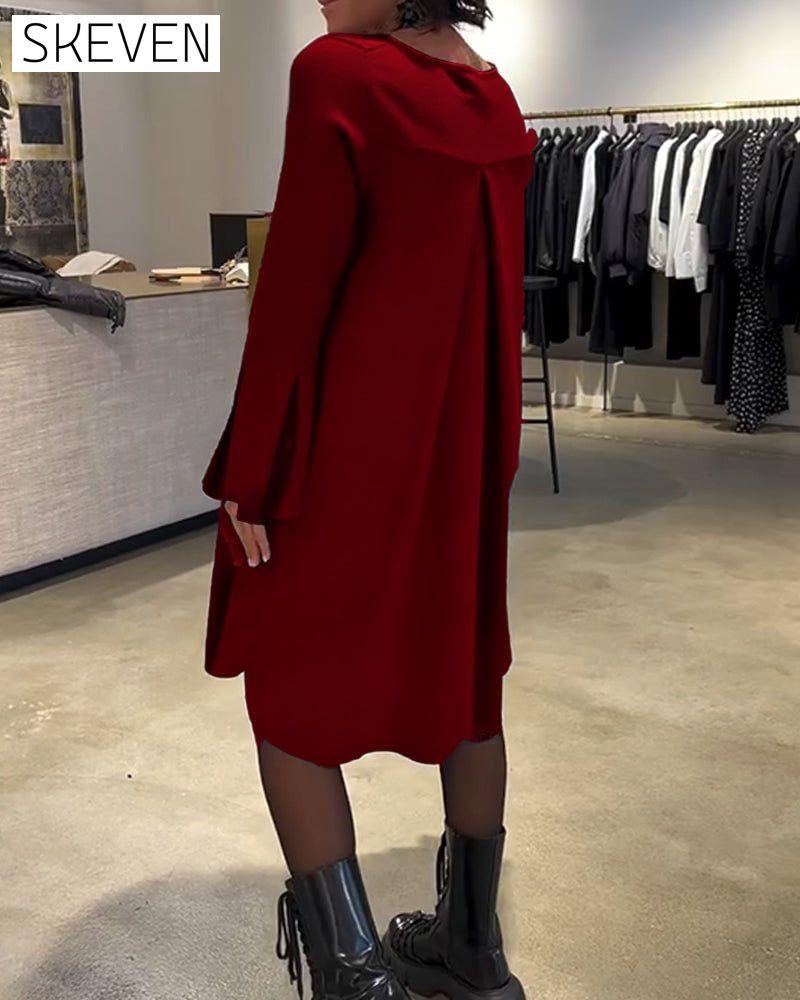 Robe unie à manches évasées et froncée