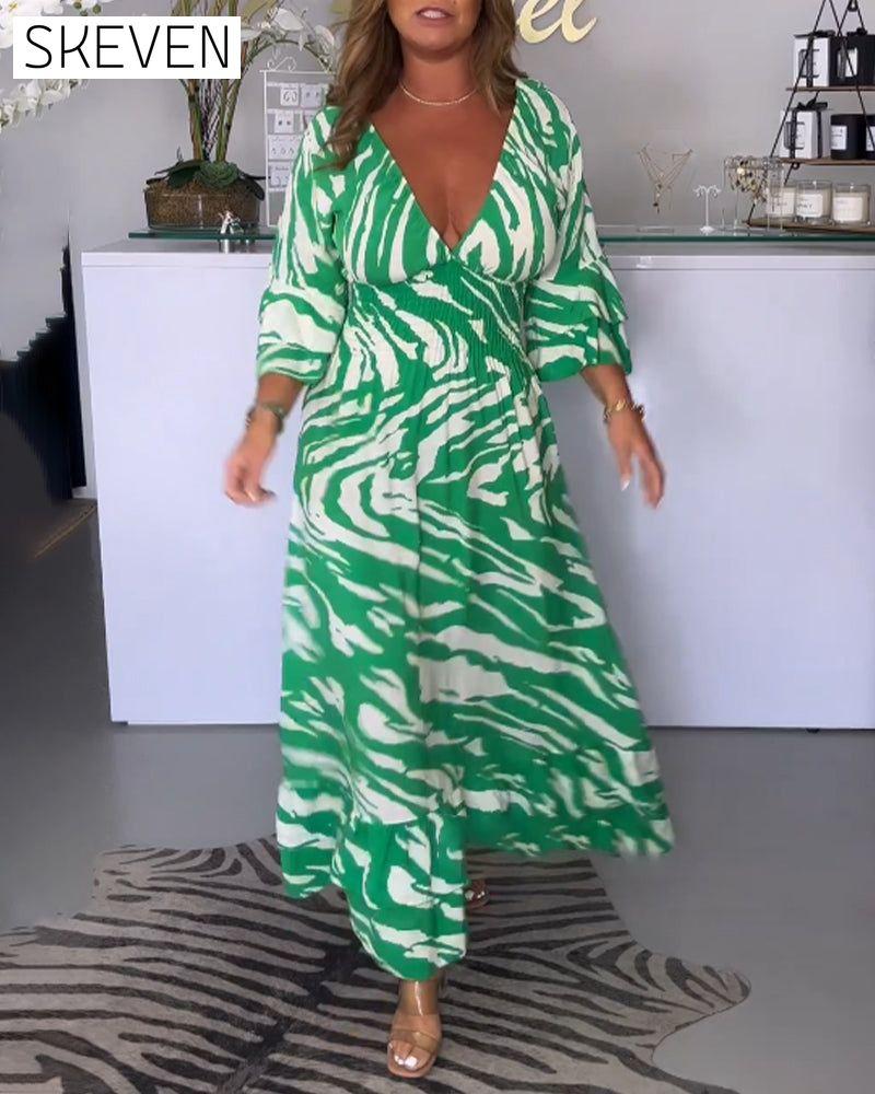 V-neck 3/4 sleeve dress