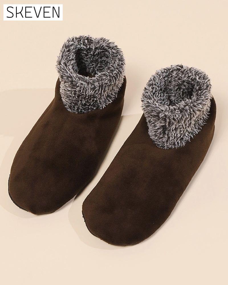 Chaussettes montantes antidérapantes en peluche