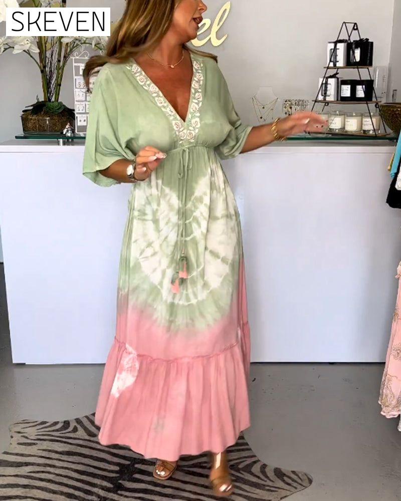 Kleid mit Farbverlauf und V-Ausschnitt