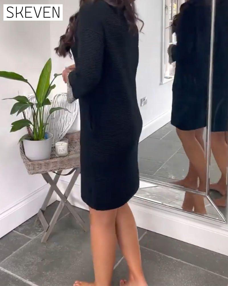 Elegantes Kleid mit Rundhalsausschnitt