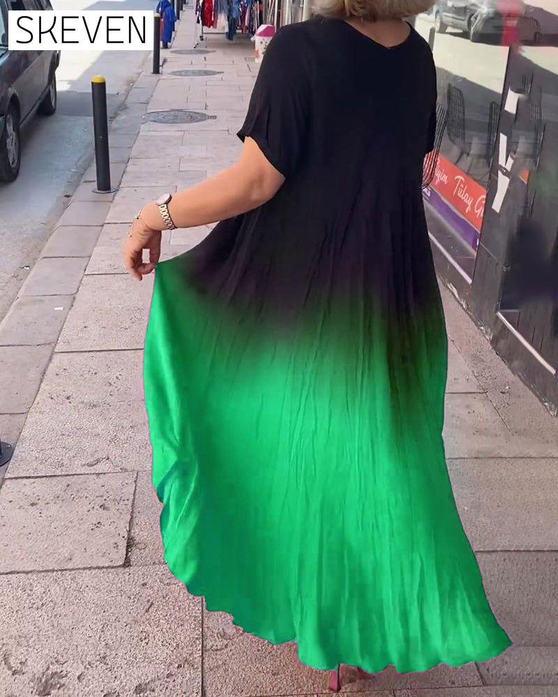 Lässiges Faltenkleid im Ombré-Stil