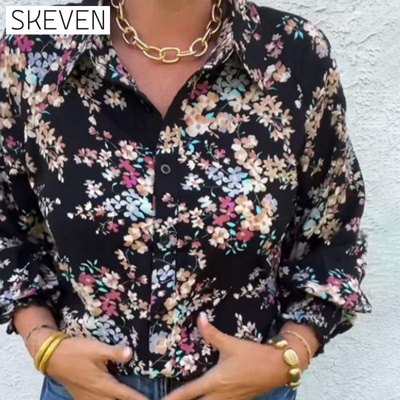 Bluse im Retro-Stil mit Knöpfen und Blumenmuster