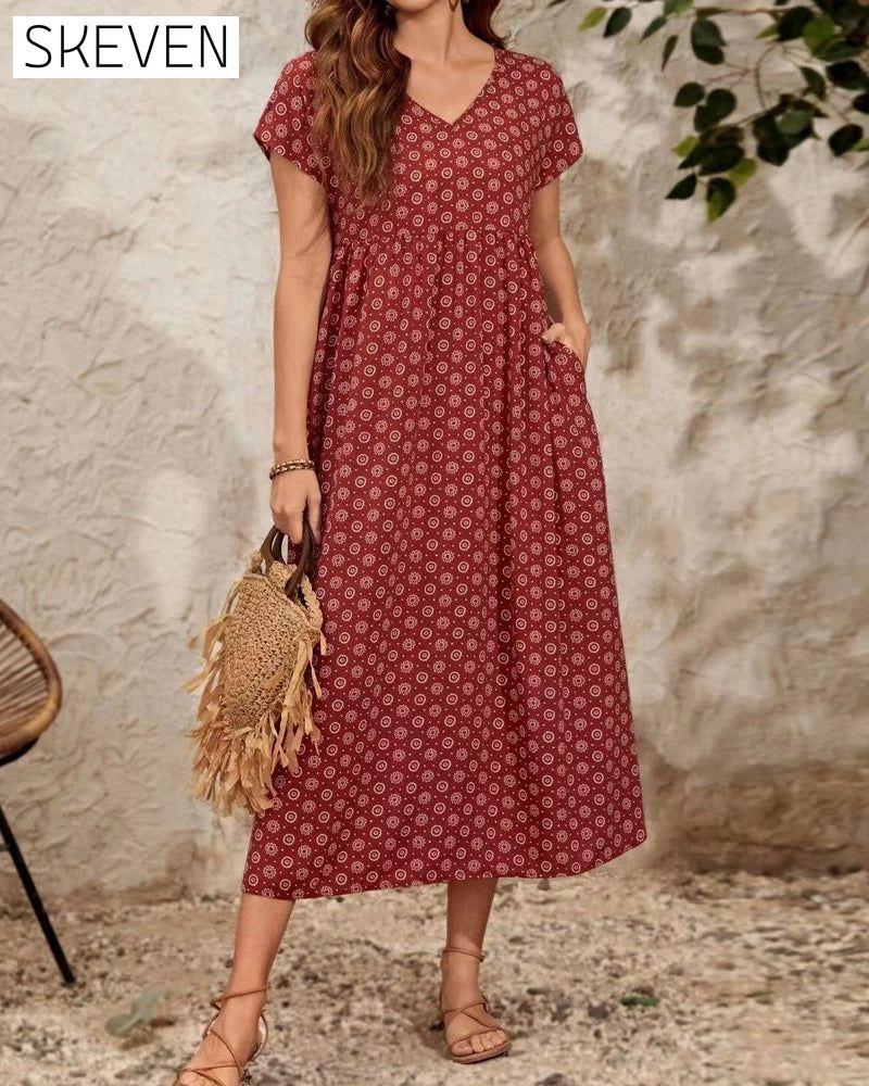 Langes Kleid mit V-Ausschnitt und kurzen Ärmeln