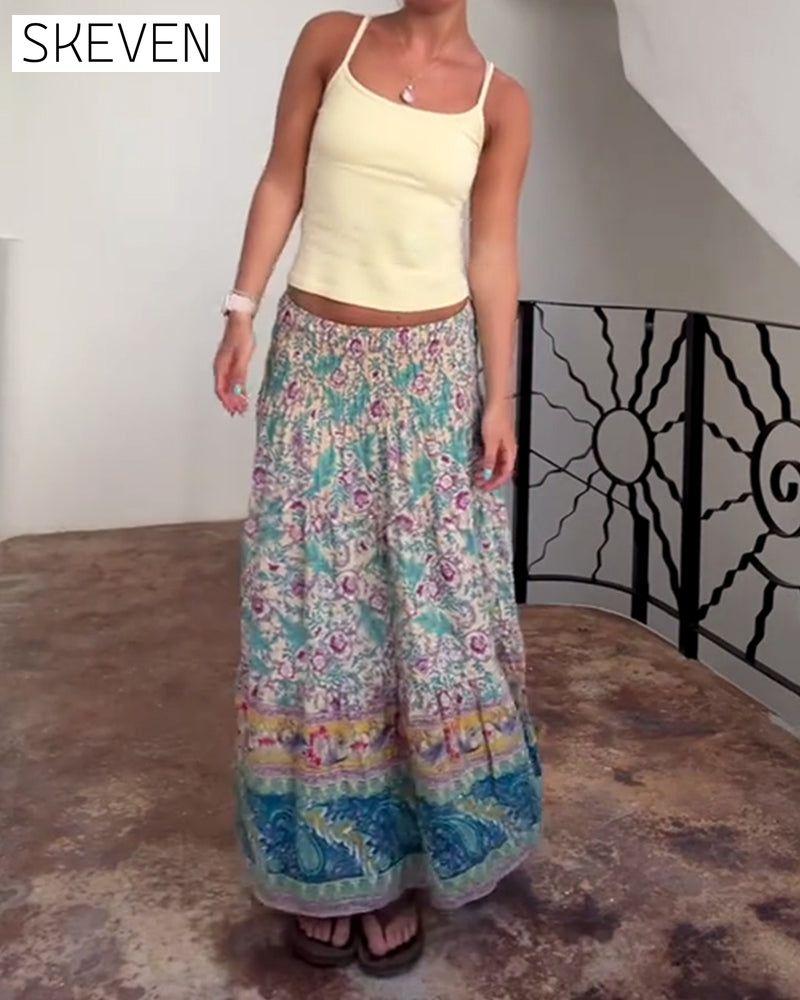 Lockerer Retro-Rock mit Blumenmuster