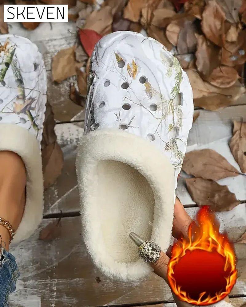 Stylish Pattern Anti-Slip Crotched Slippers