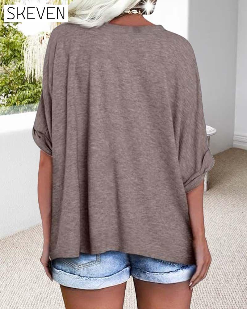 T-shirt ample à manches courtes et col en V et ourlet roulé