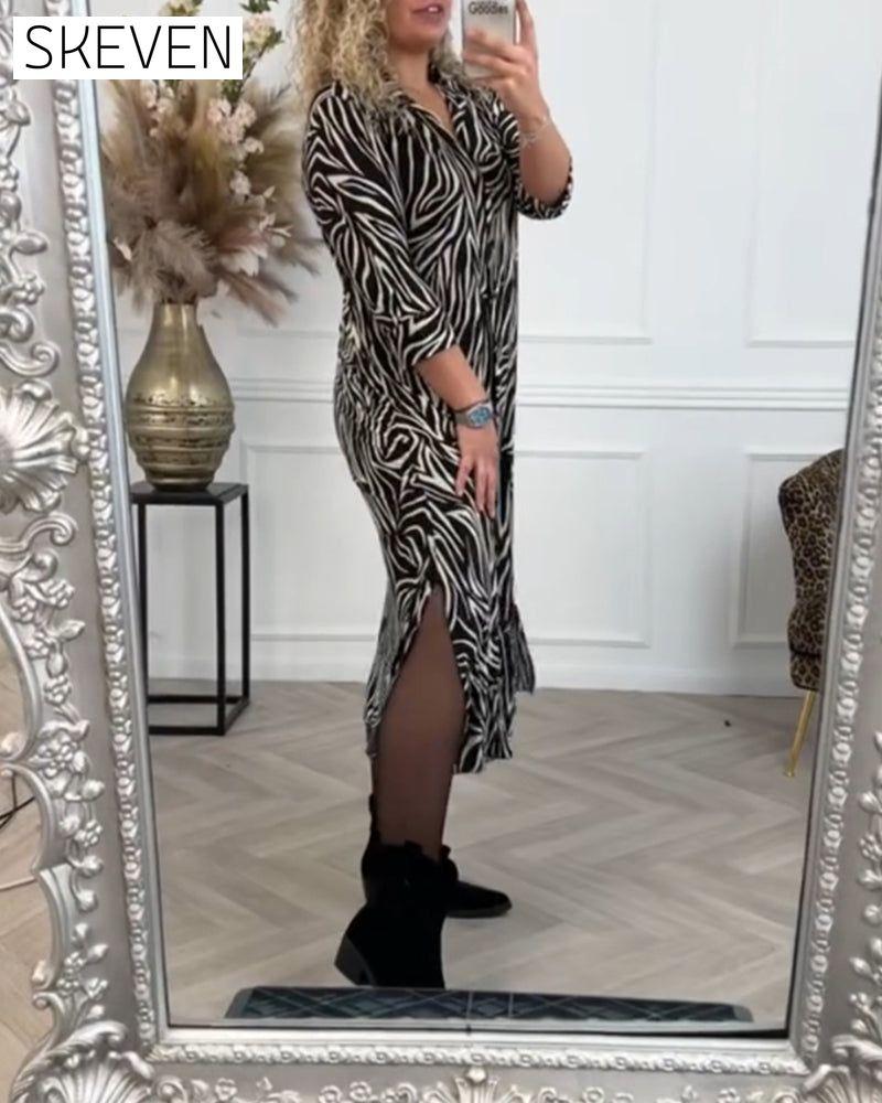 Freizeitkleid mit Zebramuster und Revers