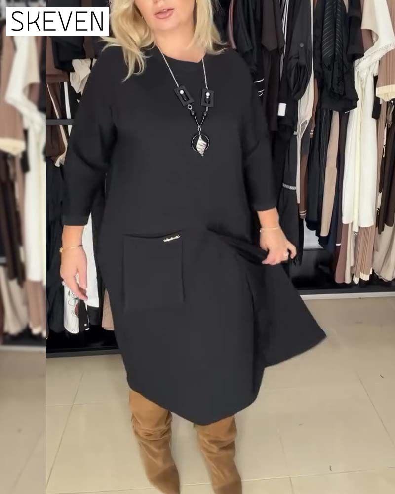 Lockeres, einfarbiges Kleid mit Rundhalsausschnitt