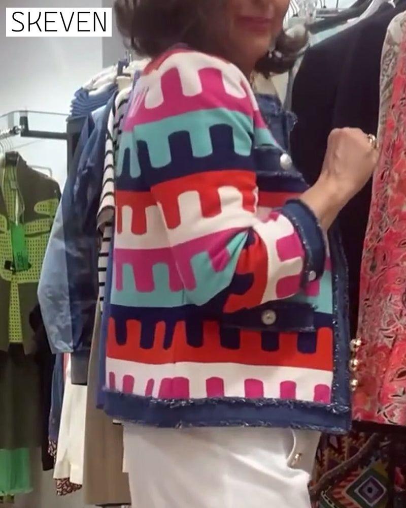 Jacke mit rohen Kanten, Knöpfen und farbenfrohem Print
