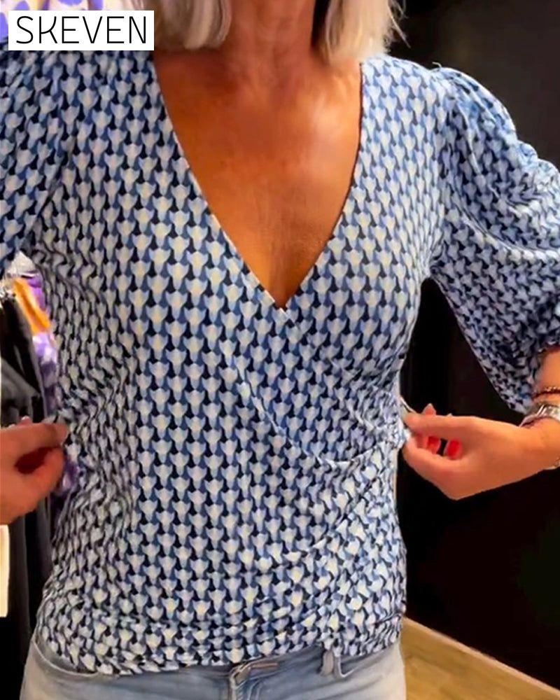 Langarmshirt mit tiefem V-Ausschnitt