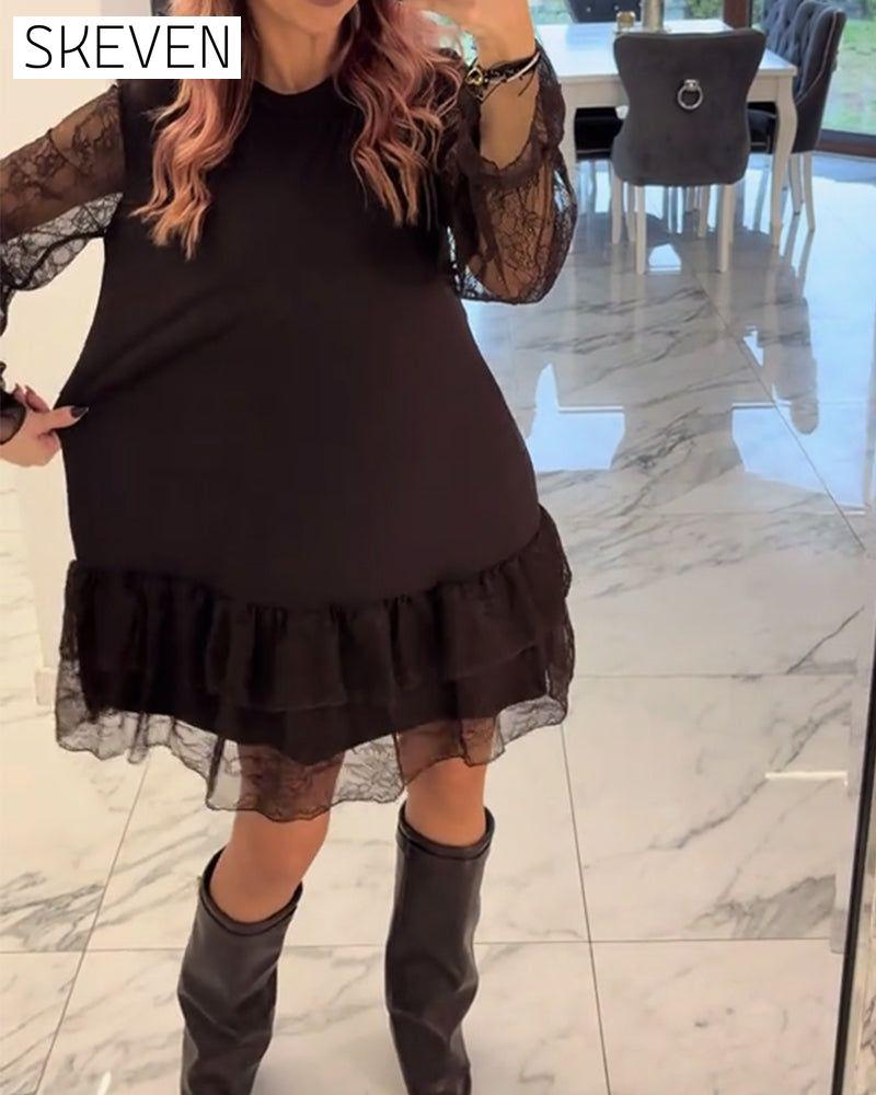 Elegantes einfarbiges Spitzenkleid